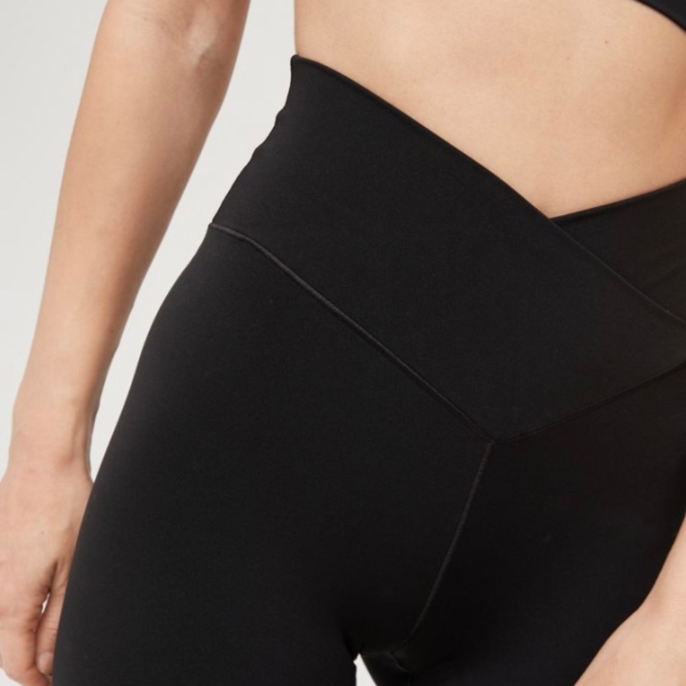 Aerie cross front leggings